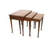 Lot 676 Set of 3 solid cherry graduating queen Anne nesting tables