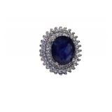  Lot 685 2.5ct Kanchanburl sapphire and .5ct white sapphire sterling ring approx. size 7