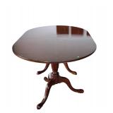  Lot 781 Charter House by Kittinger solid mahogany dining room table