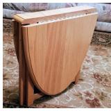 Small Oval Drop Leaf Gate Leg Table Closed