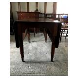 drop leaf dining table