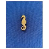 14k seahorse