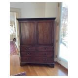 linen press