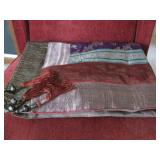 Tapestry with tassels