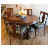 Round Dining Table 