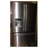 LG 21.8-cu ft French Door Refrigerator - Stainless Steel 
