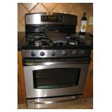 GE Stainless Steel Gas Convection Freestanding Range 