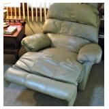 Leather Oversize Recliner 