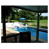 Out Door Table and Chairs 