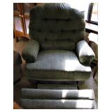 Oversized Recliner 