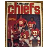 KC Chiefs Magazine - Autograph Mike Bell 