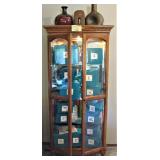 Claw Foot Lighted Hutch with Adjustable Light 