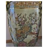 Gorgeous Decorative Oriental Urn 32" tall 