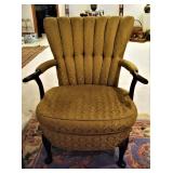 Antique Jamestown - Royale Goose Down Chair N.Y, 