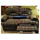 Reclining Loveseat 
