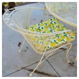 Nice Outdoor Table and Chairs 