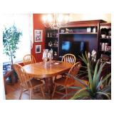 Shin Lee Solid Oak Claw Foot Table with 4 Chairs 