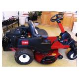 Toro TimeCutter SW4200 Zero Turn Tractor comes equipped with a intuitive steering wheel, so you can 