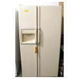 Garage Refrigerator Freezer with Key