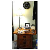 Amish Oak Side Table