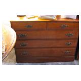 Vintage Traditional Oak 5 Drawer Dresser
