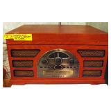 Vintage Crosley Radio / Record Player