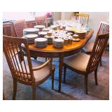 Drexel Dining Table / 6 Chairs / 2 Leaf
