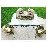 Outdoor Table / Garden Frog Planters and Frogs Playing Chess