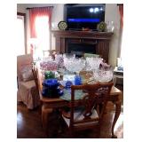 Oak Dining Table Seats 8 / Upholstered Chairs and 2 Leaf