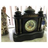 Mantel clock