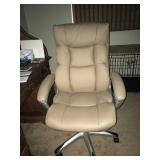 Nice desk chair