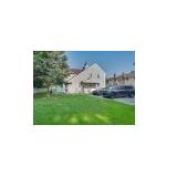 32 Longfellow Avenue, Westbury, New York 