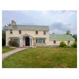14 Argyle Road, Westbury, New York 11950