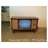 Yuba City Mid Century Estate Auction