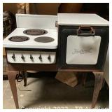 Reserve Bid Antiques, Glass and More Auction (901)