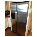 Frigidaire Stainless Steel Side by Side Refrigerator Excellent working condition! 