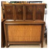 Conroe Mid Century, Collectibles, and Modern Gallery Auction