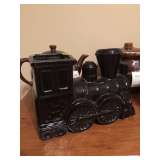 Shawnee Pottery Train Engine