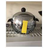 Mid Century Penguin Pot