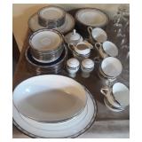 Gorham New Port Palace fine china service of 8