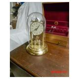 display clock