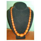 VINTAGE OLIVE SHAPE AMBER BAKELITE NECKLACE