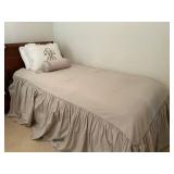 Twin Bed, 2 headboards available 