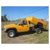 HERMANTOWN ONLINE AUCTIONS: 1989 CHEVY 2500 4X4 TRUCK WITH DUMP BOX ONLINE AUCTION