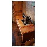 Singer Sewing Machine
