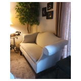 150 perfect love seat