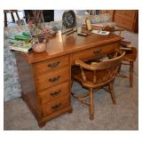 Student Desk & Chair