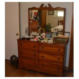 Dresser & Mirror