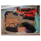 Purses & tote bags