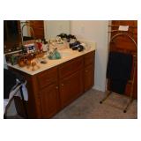 Hair dryers & toiletries